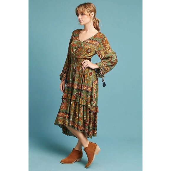 FARM Rio Dresses & Skirts - Farm Rio Anthropologie green Ruffled long sleeve Peasant Dress size large petite